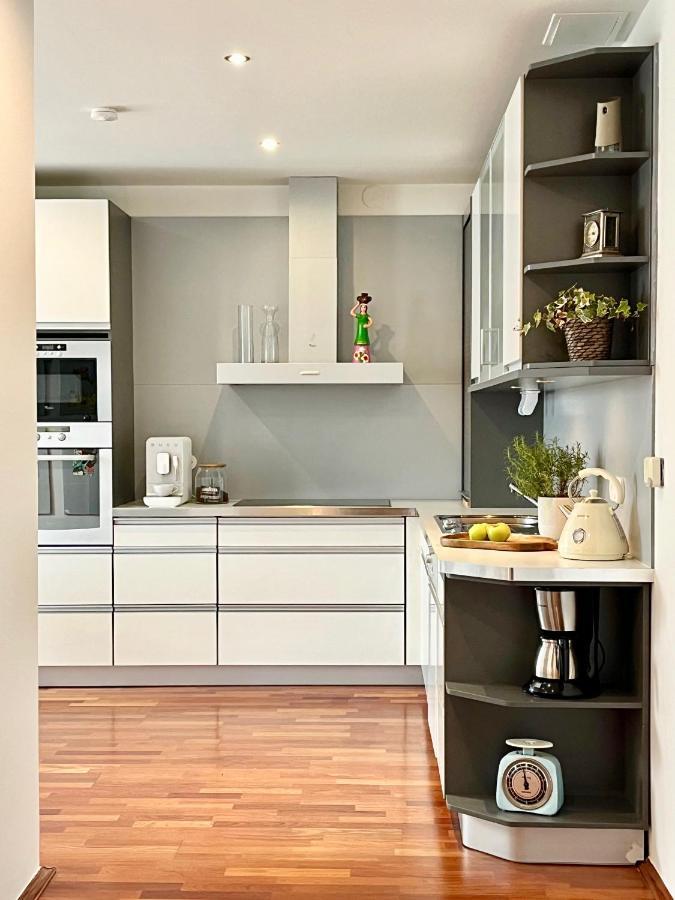 פראג Luxury Penthouse Apartment מראה חיצוני תמונה