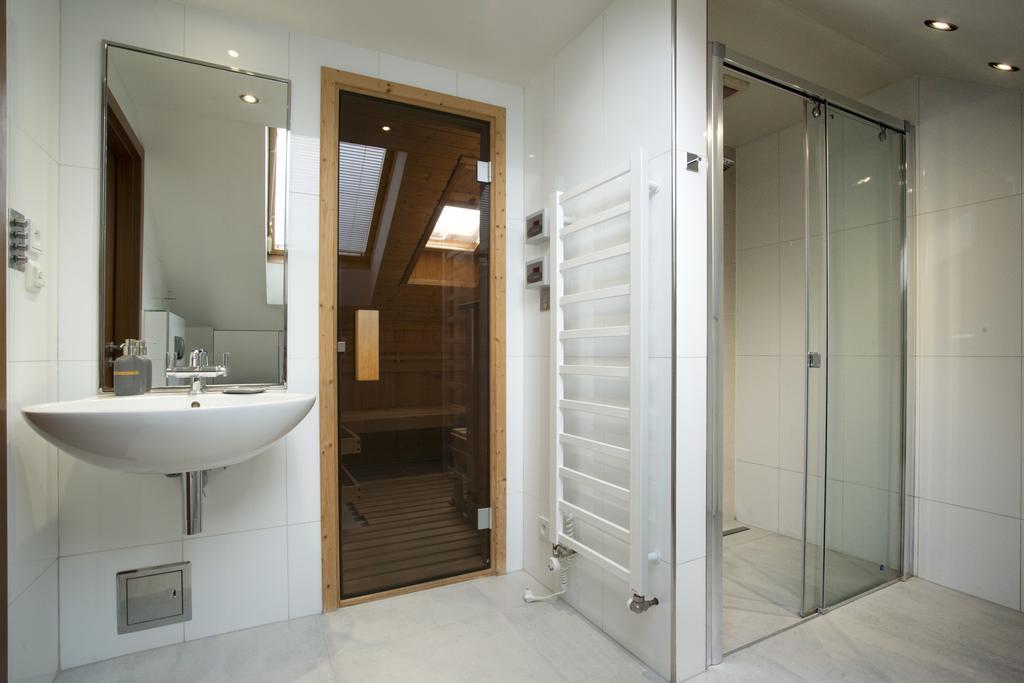 פראג Luxury Penthouse Apartment מראה חיצוני תמונה